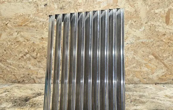 Bentley T2 Front bumper upper radiator grill UR19878SXR