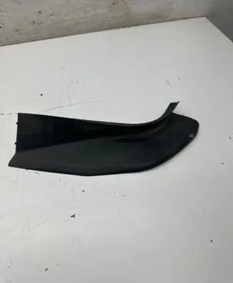 BMW 5 F10 F11 Rear/tail light trim molding 7204376 20409410