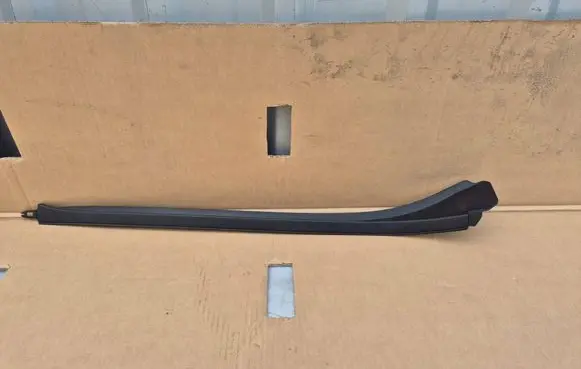 Mercedes-Benz GLB x247 Windshield trim A2476904800
