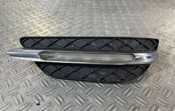 Mercedes-Benz C W204 LED Daytime headlight A2049069000