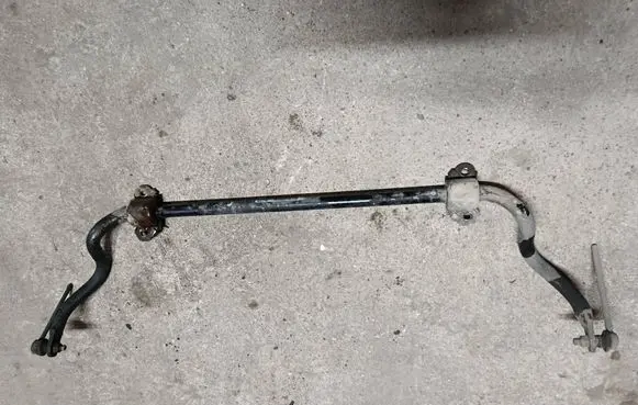 Mercedes-Benz C W204 Front anti-roll bar/sway bar A2043230665