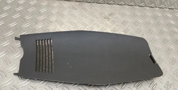 Toyota Corolla Verso AR10 Other trunk/boot trim element 647460F011