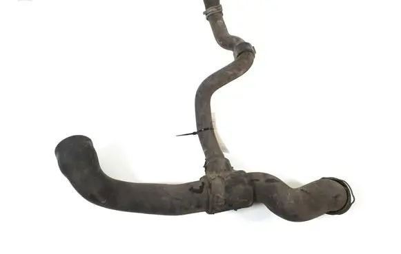 Mercedes-Benz C W203 Engine coolant pipe/hose A2035011182