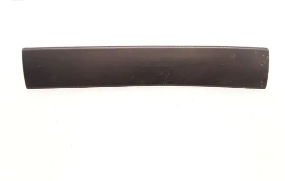 Dashboard glove box trim