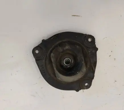 Nissan Leaf II (ZE1) Front coil spring rubber mount 543211KA0B