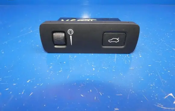 Volvo V60 Tailgate opening switch 31443873 18W194 T18190553902
