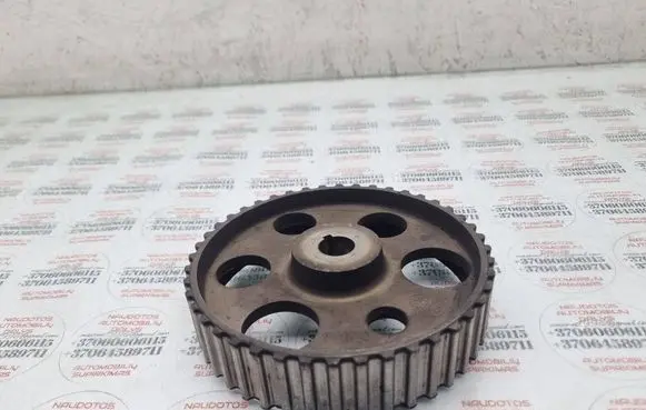 Volkswagen PASSAT B5 Fuel pump gear (pulley) 028130111A