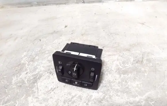 Volvo V50 Light switch 30739300