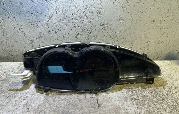Toyota Verso Speedometer (instrument cluster) 838000F230 MB2574500467