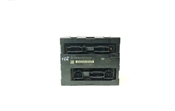 Audi A4 S4 B8 8K Comfort/convenience module 8K0907064DP 8K0907064 5DK00991884