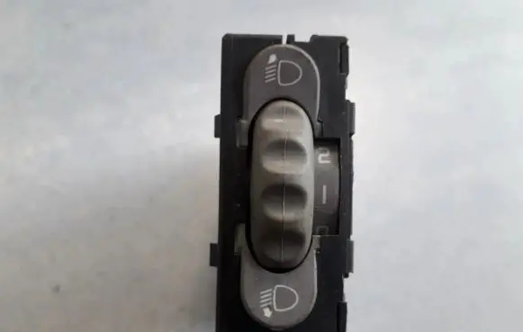 Renault Scenic I Headlight level height control switch 7700433081 6281