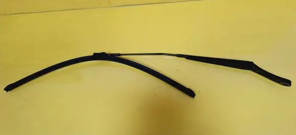 Volkswagen Touran I Front wiper blade arm 1T0955410A