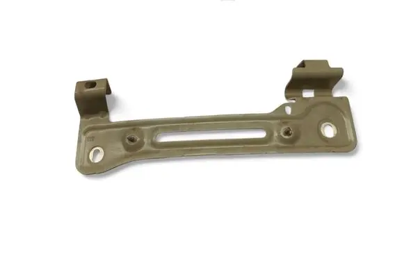Audi Q7 4M Fender mounting bracket 4M0821431