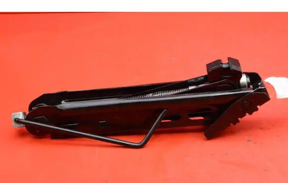 Opel Corsa D Lift Jack 13331922