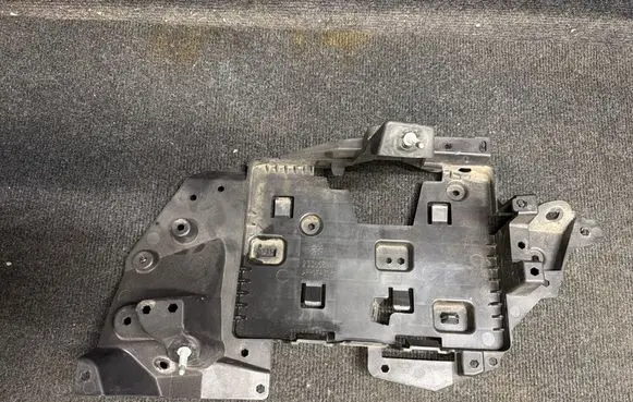 Chevrolet Camaro Engine control unit holder 23365894