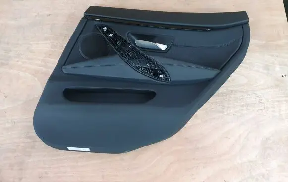 BMW 4 F36 Gran coupe Rear door card panel trim 7367168 R33888L