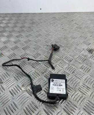 Antenna control unit