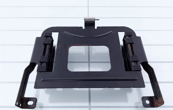 Volkswagen PASSAT B6 Battery tray 3C0906216B