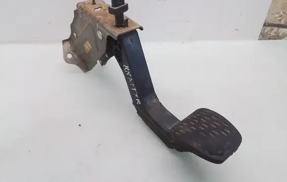 Clutch pedal