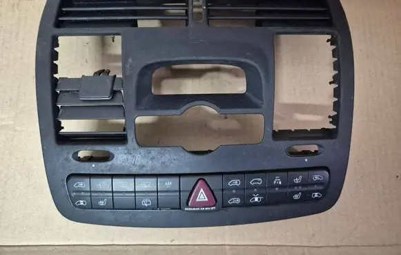 Mercedes-Benz Vito Viano W639 Panel trim A6396800107
