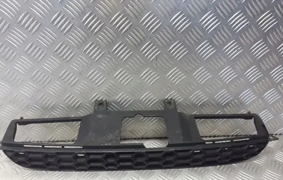 Honda HR-V Front grill 71120-S2HX-J000