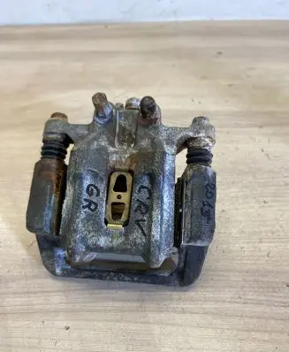 Honda CR-V Rear brake caliper