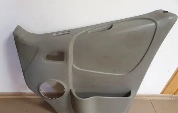 Opel Vivaro Front door card panel trim 91165802 7700313075