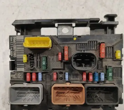 Peugeot 307 BSM Control unit 9661087080 BSML1100