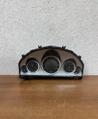 Mercedes-Benz E A207 Speedometer (instrument cluster) A2C53257171 A2129001508