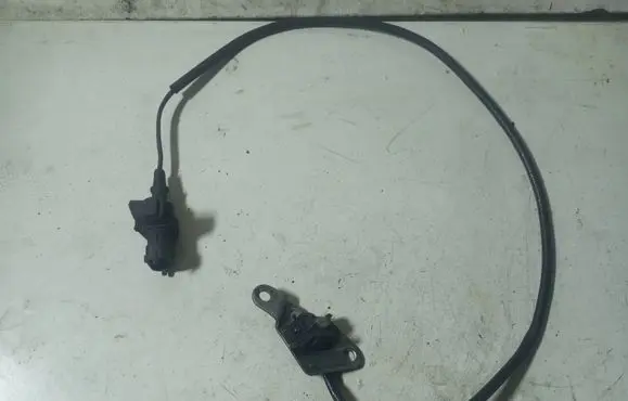 Opel Zafira B Camshaft position sensor 0281002213