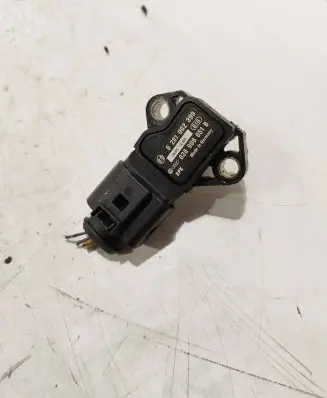 Volkswagen Touran I Air pressure sensor 038906051B 0281002399