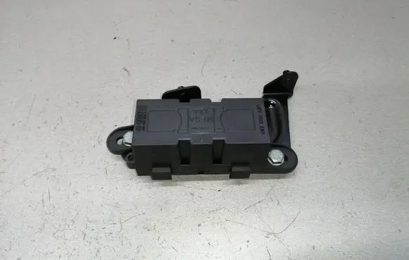 Audi A8 S8 D2 4D Fuse 4B3937505A