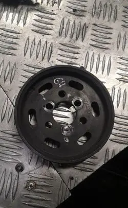 Volkswagen Golf IV Power steering pump pulley 038145255b