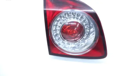 Volkswagen Golf Plus Tailgate rear/tail lights 5M0945093M