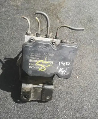 Hyundai i40 ABS Pump 589203Z700