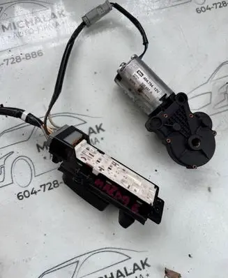 Mazda 6 Seat adjustment motor 3208370 404794