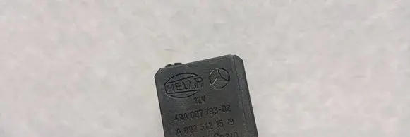 Mercedes-Benz ML W163 Other relay 4RA00779302 A0025421519