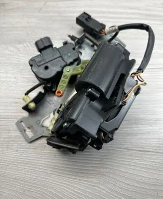 Chrysler Grand Voyager V Sliding door lock 25000282 A071113 3015441