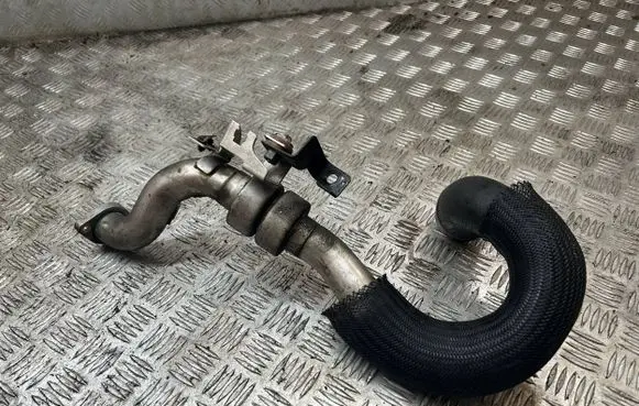 Jeep Cherokee Intercooler hose/pipe 68228932AD