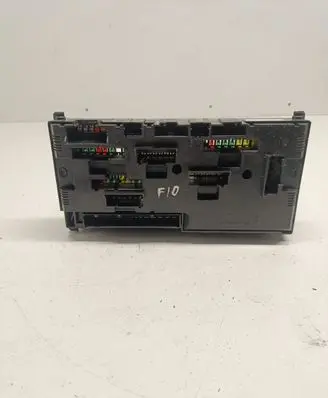 BMW 5 F10 F11 Fuse module 9252815