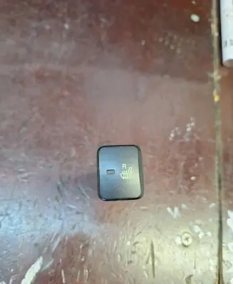 Hyundai Sonata Seat heating switch 202002962