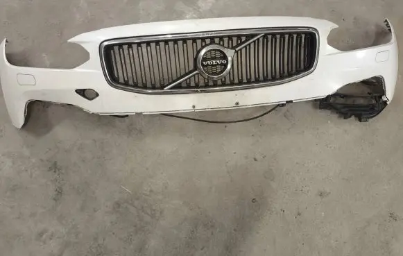 Volvo S90, V90 Front bumper