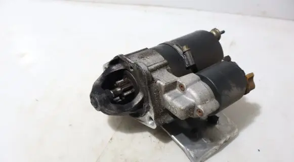 Audi A4 S4 B6 8E 8H Starter motor
