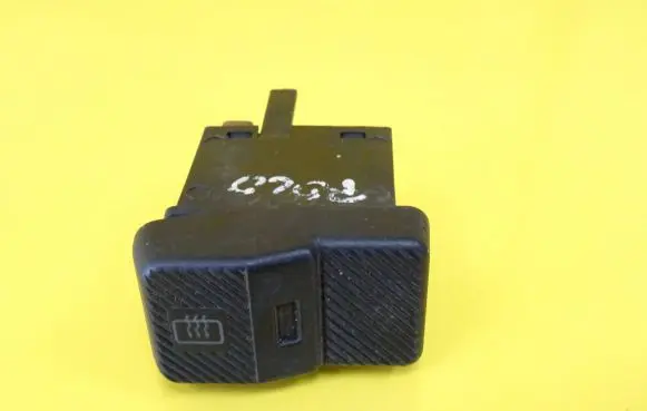 Volkswagen Polo Windscreen/window heater switch 535959621