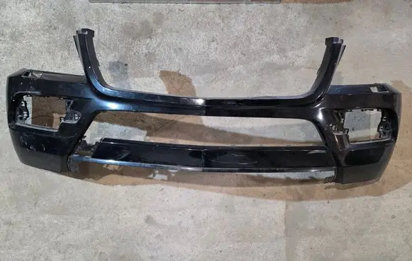 Mercedes-Benz GL X164 Front bumper A1648858625