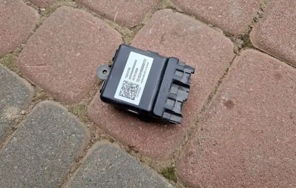 Opel Astra K Seat control module 13523756