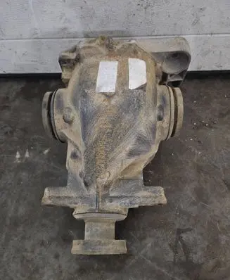 BMW 6 E63 E64 Rear differential 7502965
