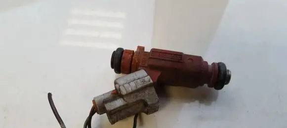 Nissan Almera N16 Fuel injector 166009F600 16600-9F600