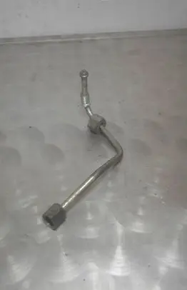 Opel Vectra C Fuel injector supply line/pipe 55206517