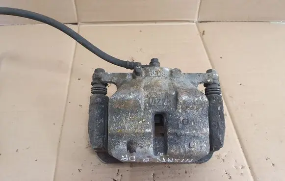 Nissan Qashqai Front brake caliper
